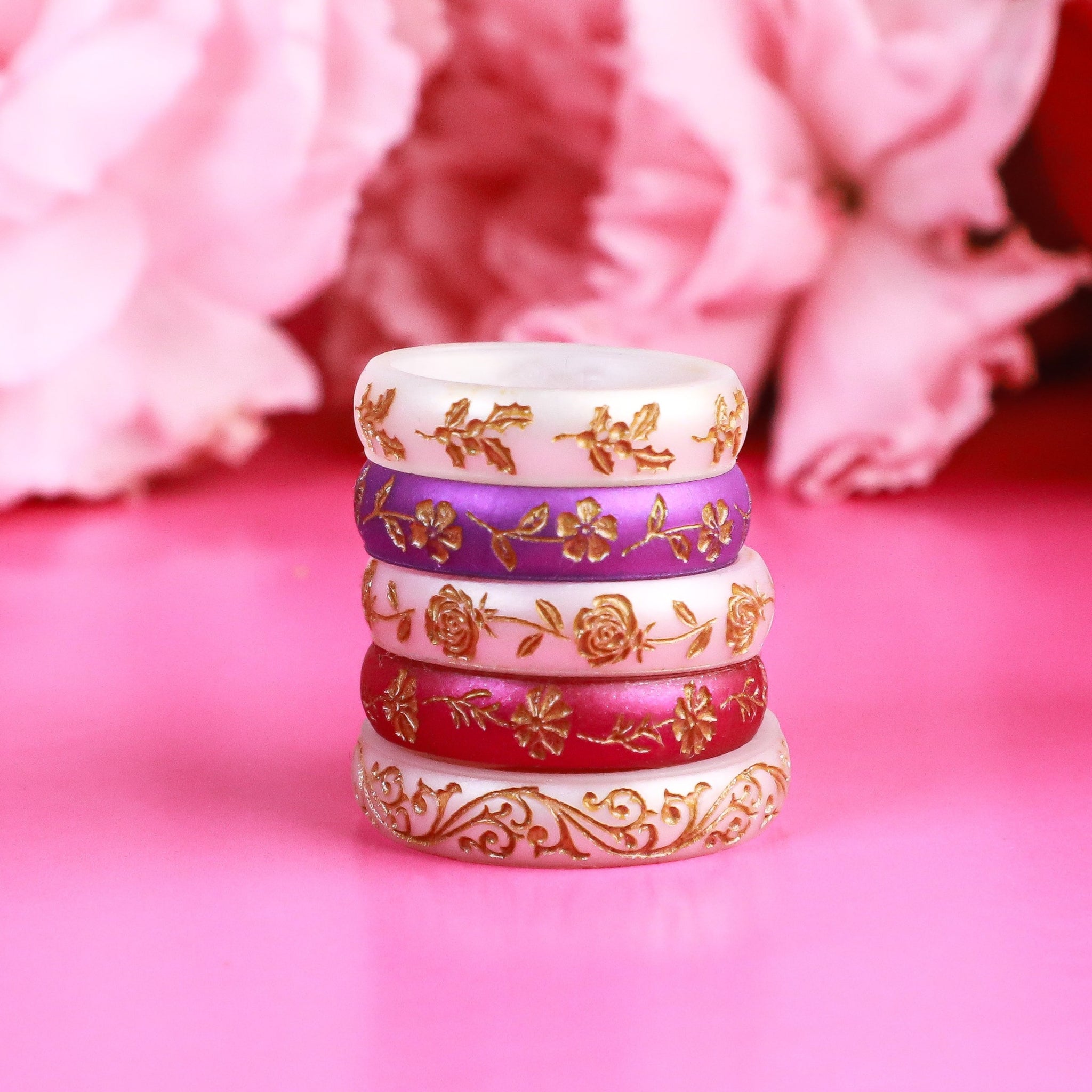 Holly Silicone Ring, December Birth Flower, Engraved with Gold Inlay