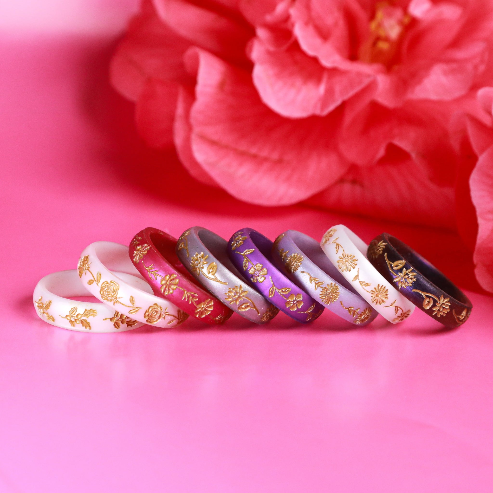 Holly Silicone Ring, December Birth Flower, Engraved with Gold Inlay