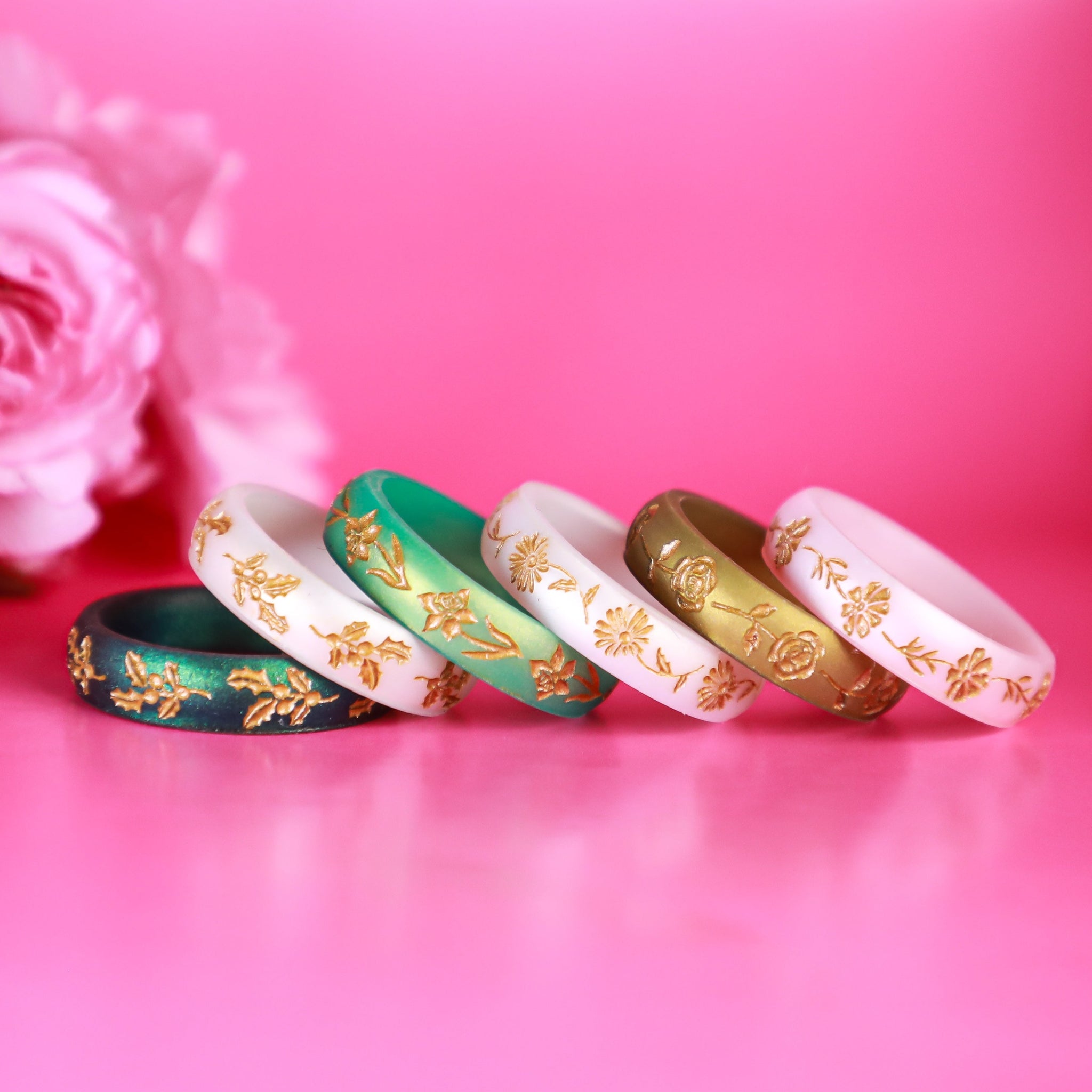 Aster Silicone Ring, September Birth Flower, Engraved with Gold Inlay