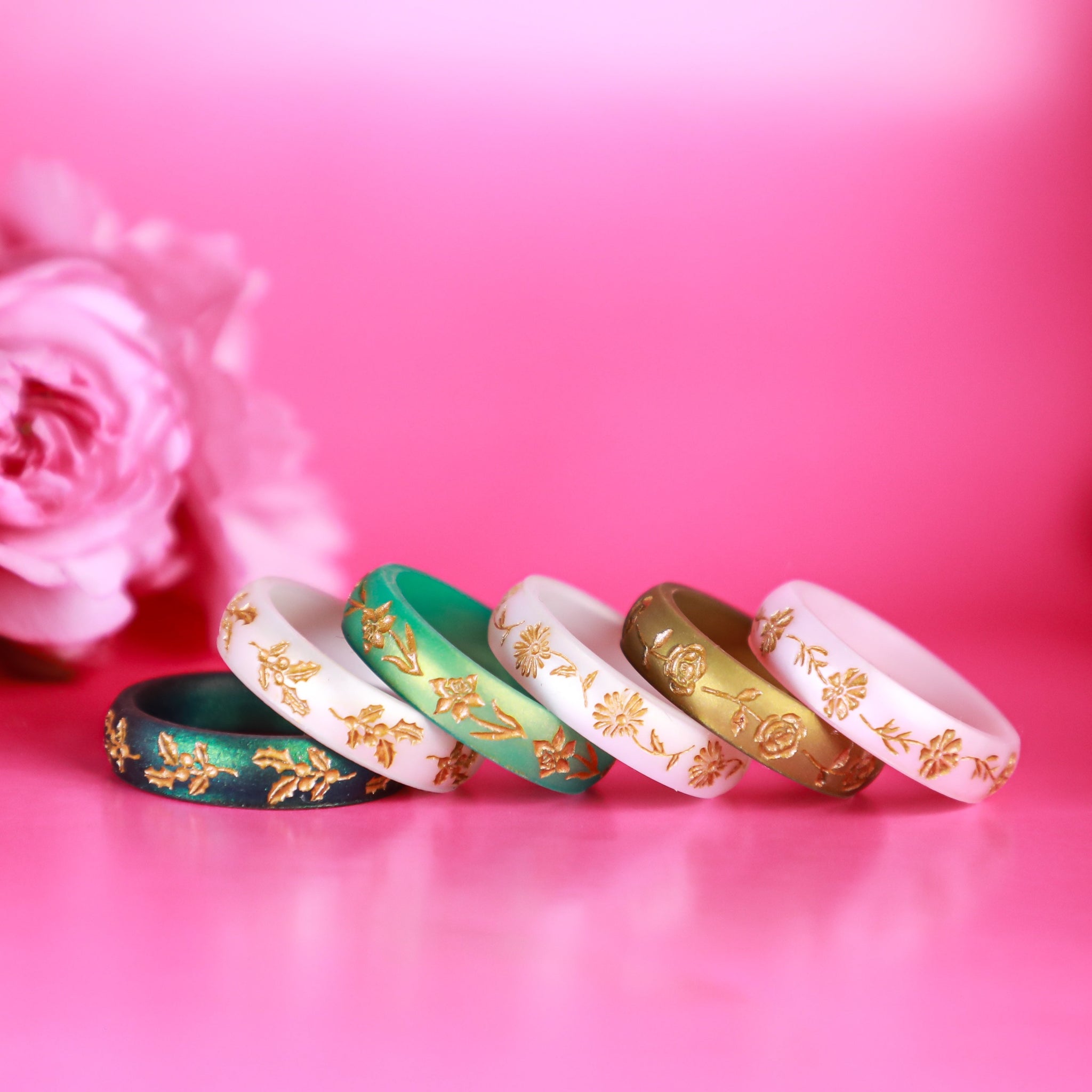 Poppy Silicone Ring, August Birth Flower, Engraved with Gold Inlay