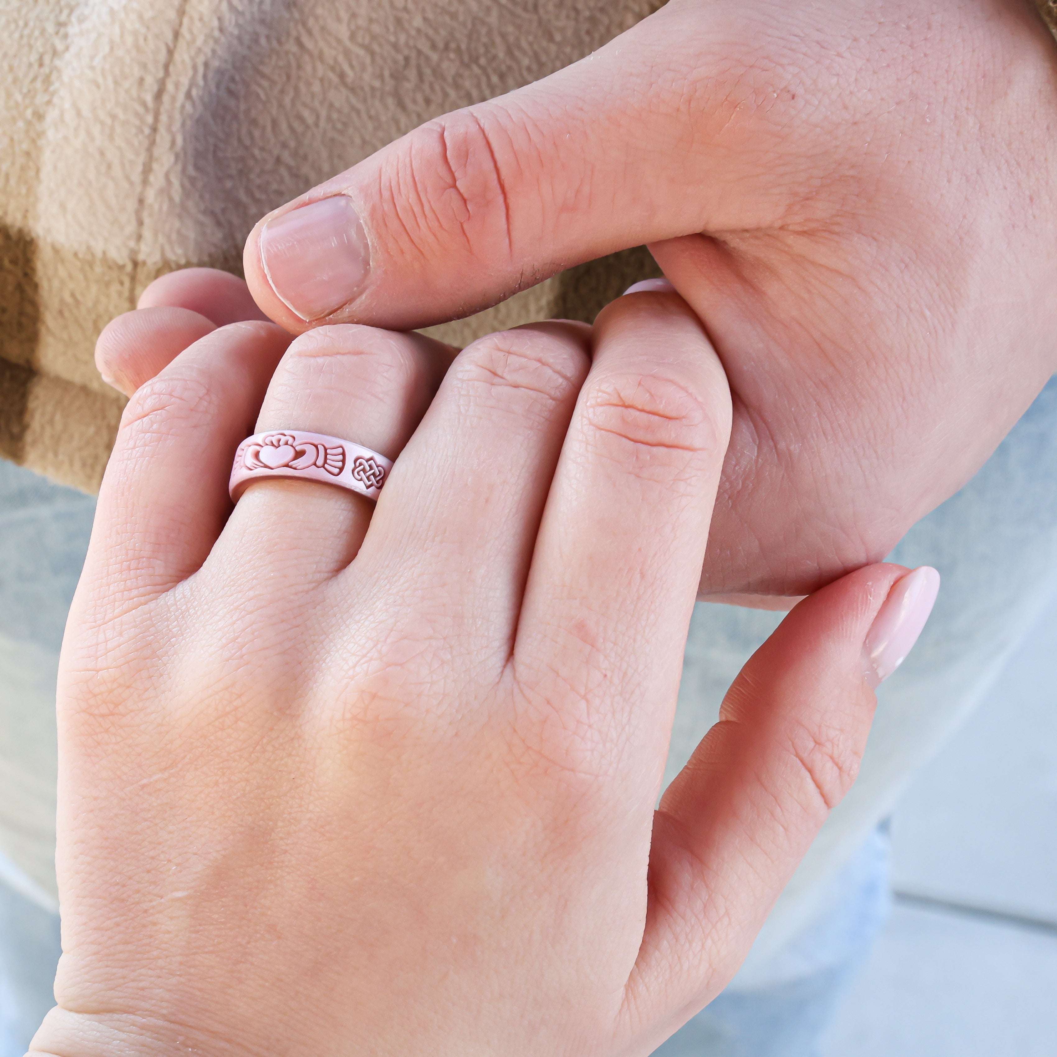 Claddagh Silicone Ring on Gold Dual Layer 6mm
