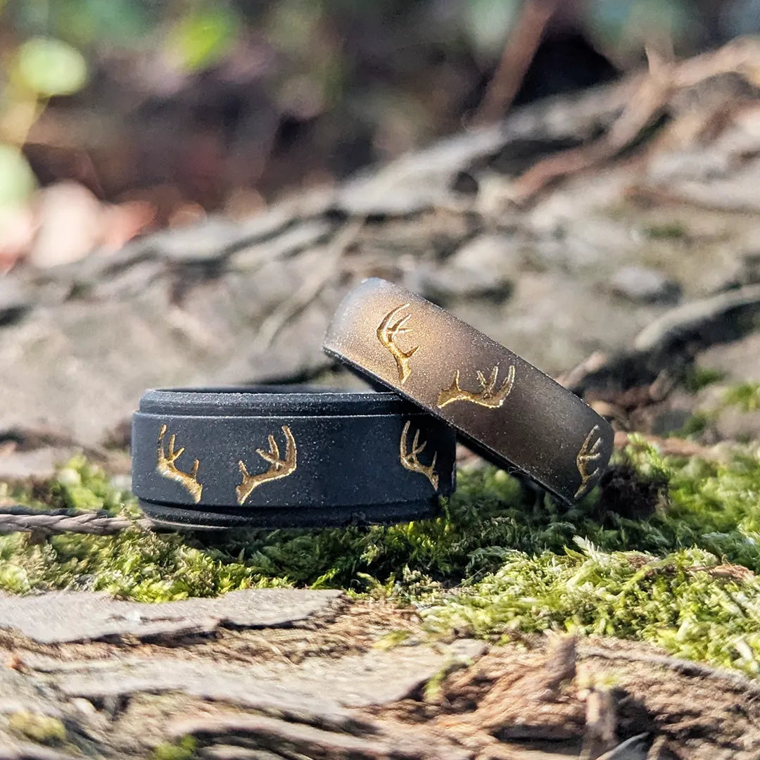 Silver Antlers Silicone Ring on Rise 8mm