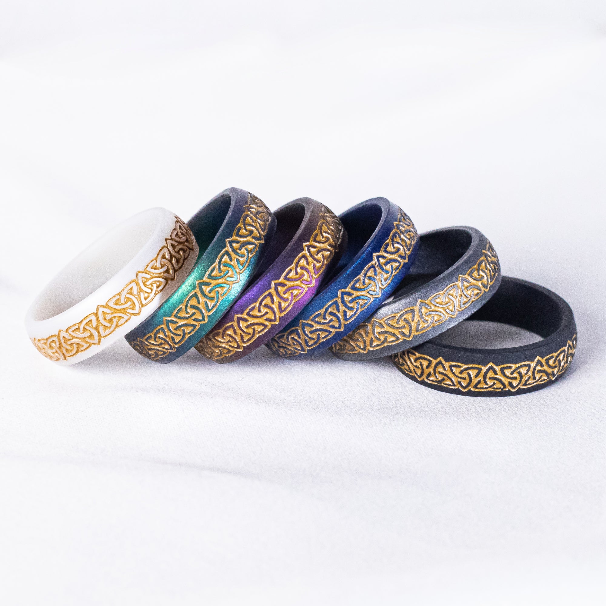 Trinity Knot Engraved Silicone Ring for Men and Women