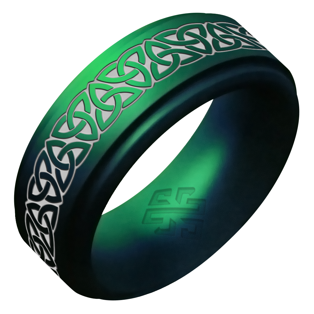 Silver Trinity Knot Silicone Ring on Rise 8mm
