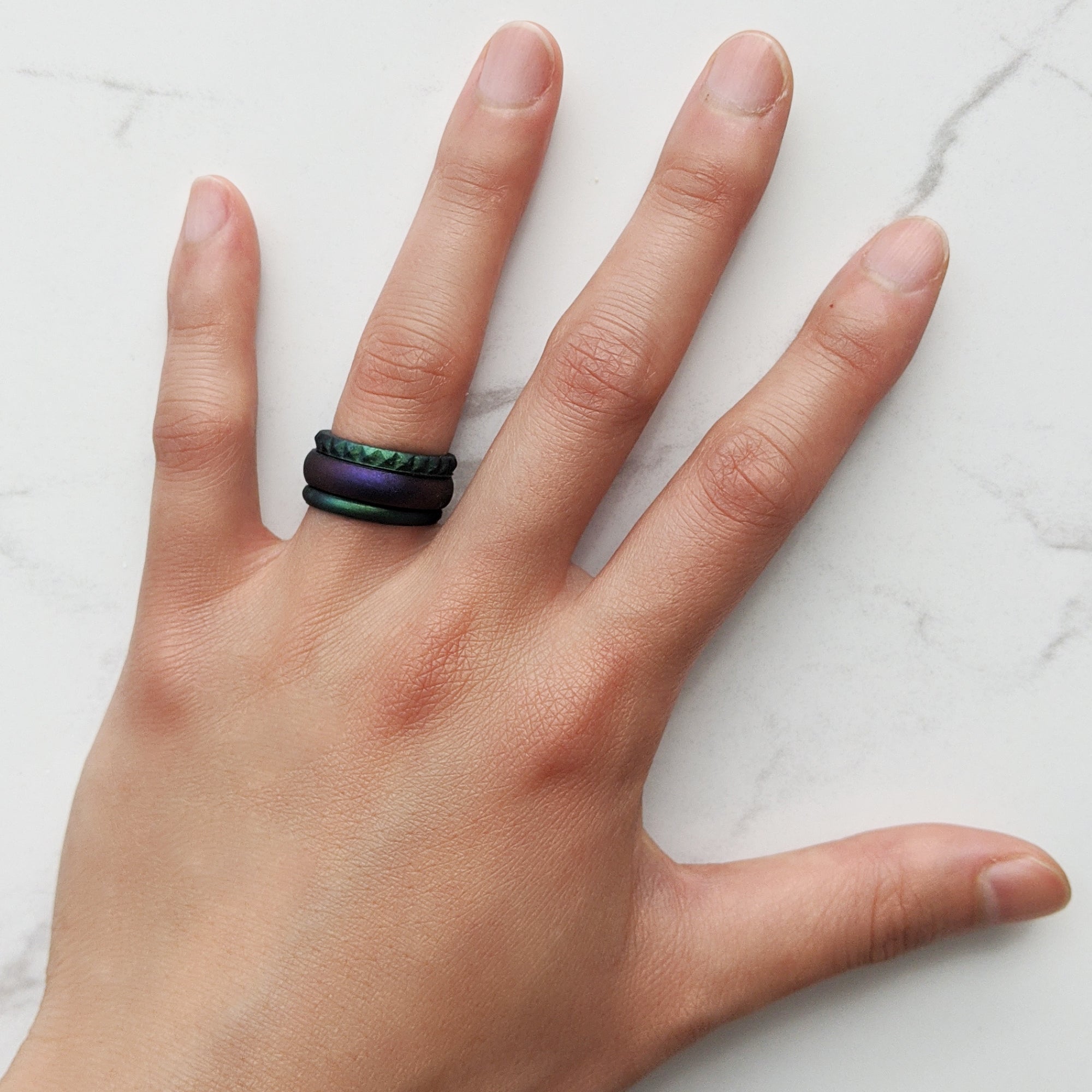 Cosmic Purple Breathable Silicone Ring for Women and Men - Knot Theory