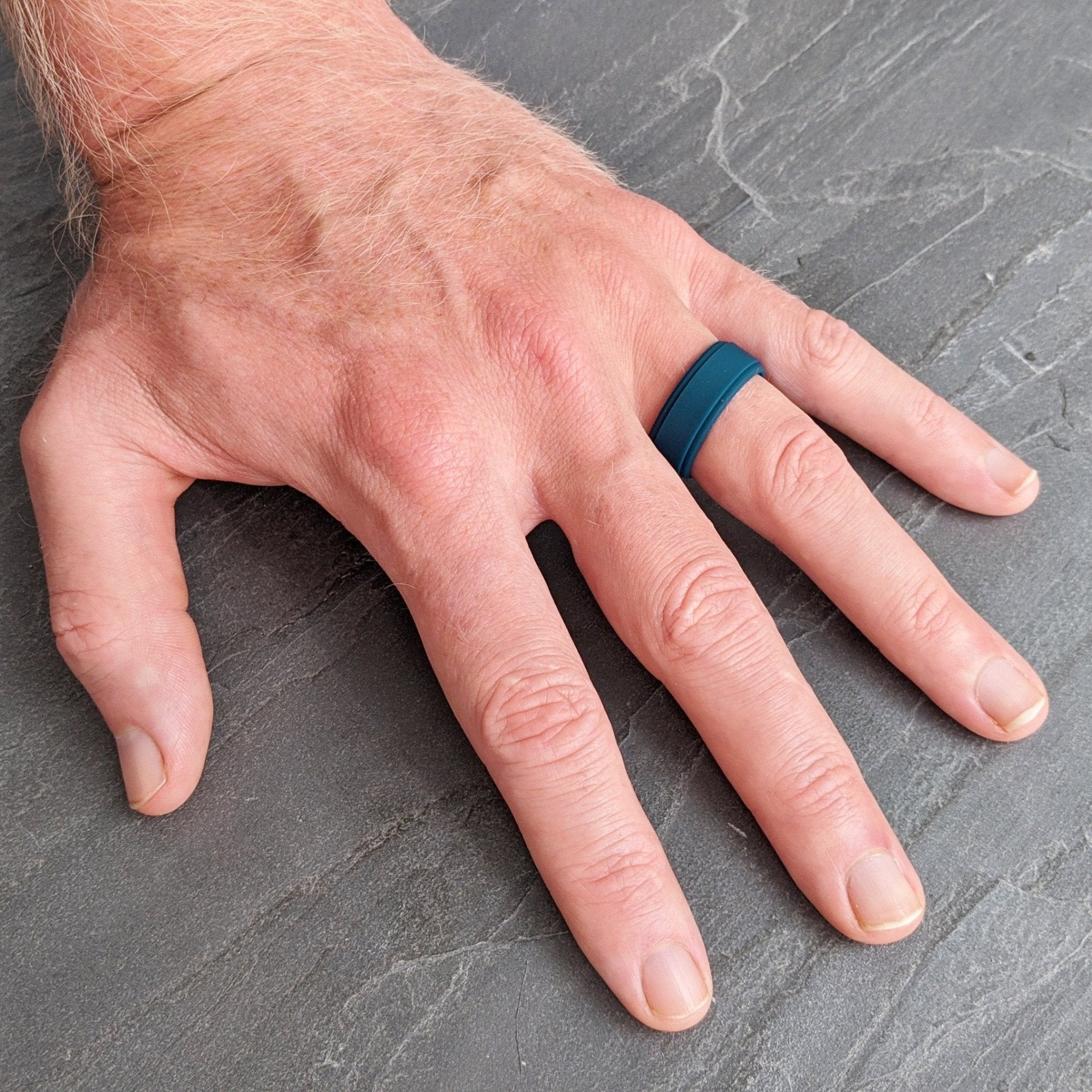 Teal Step Edge Breathable Silicone Ring for Men - Knot Theory