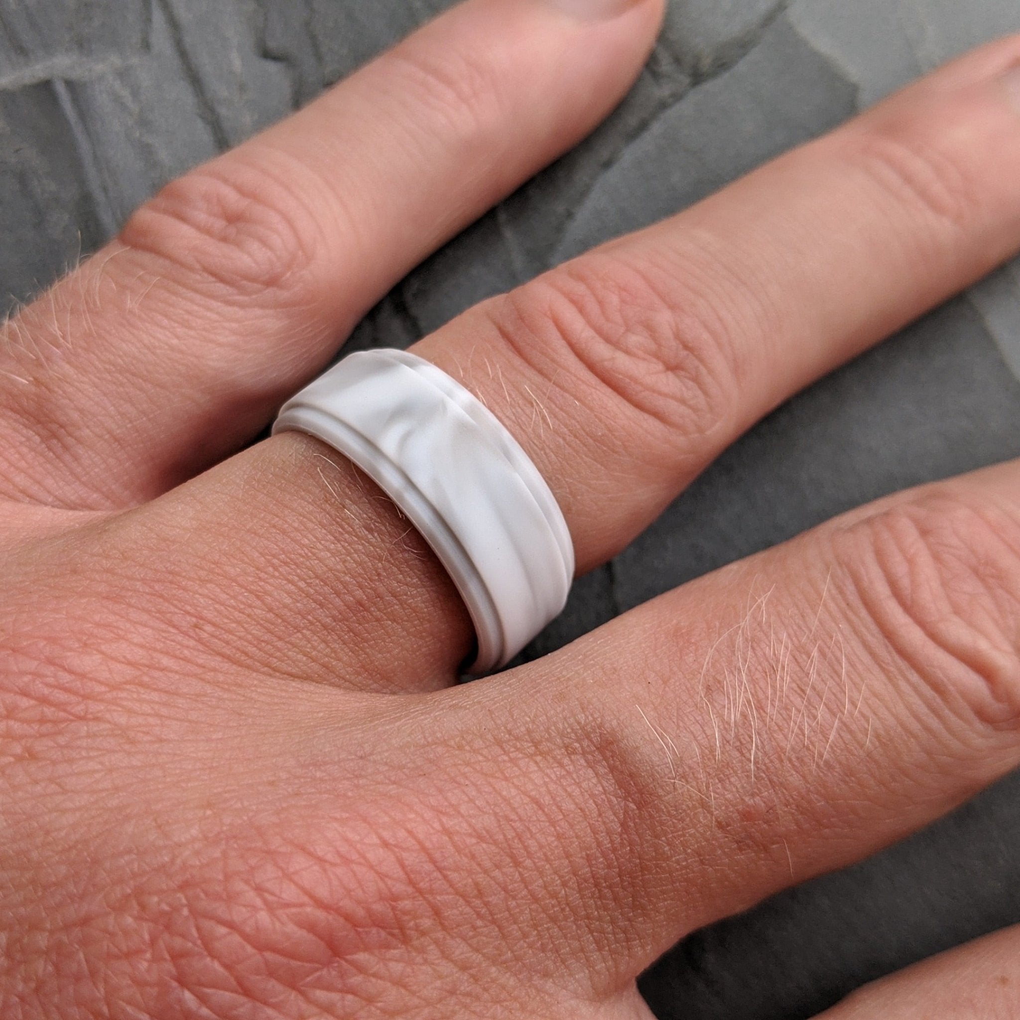 White Marble Step Edge Breathable Silicone Ring for Men - Knot Theory