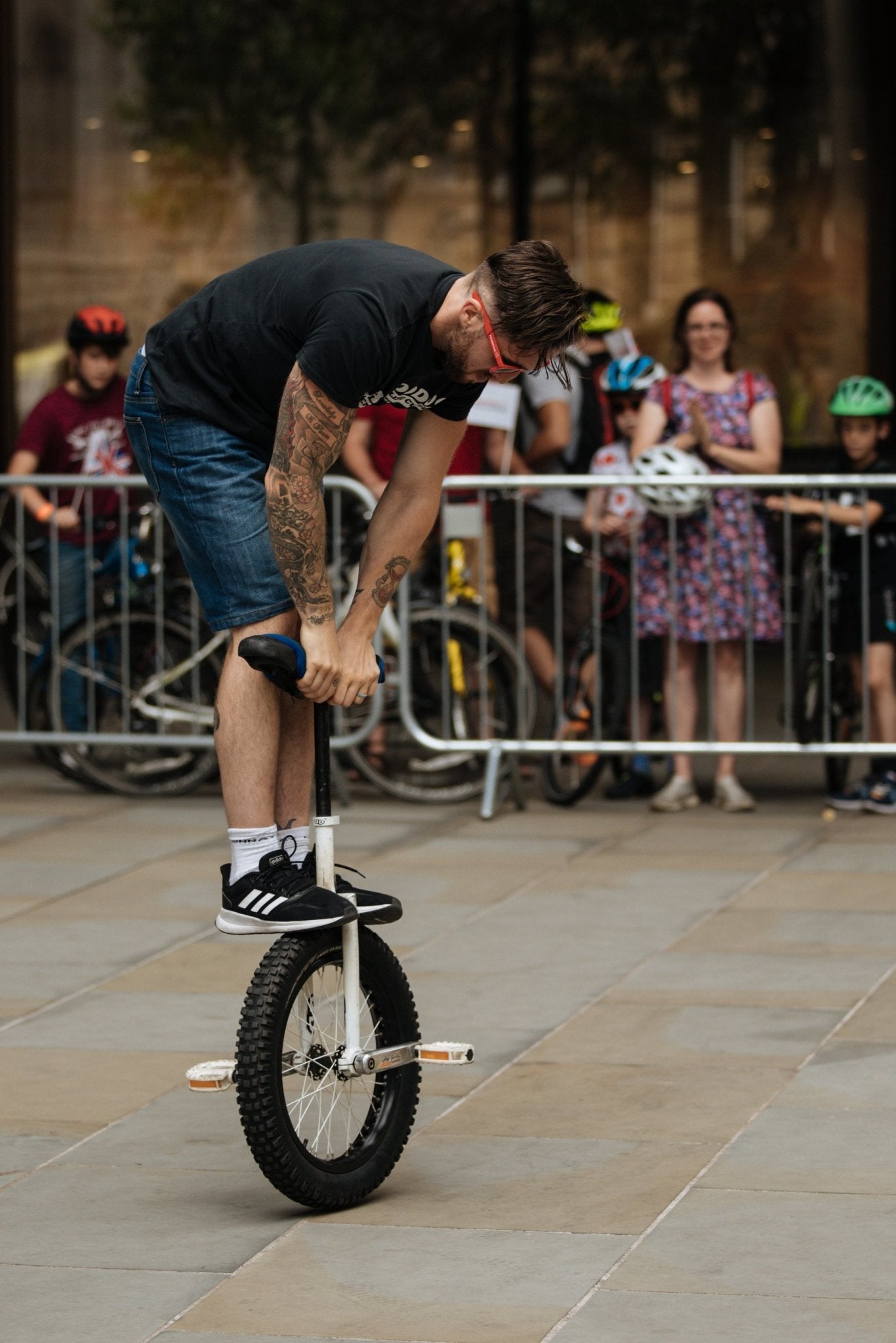 A Ring that Feels Invisible throughout Strenuous Exercise and Daily Life - Knot Theory