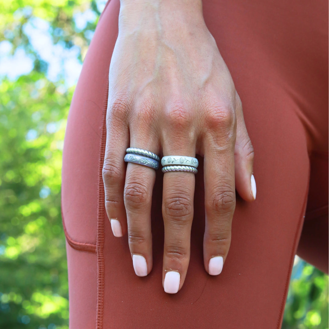 Floral Silicone Ring, Engraved with Silver Inlay - Arc 4mm
