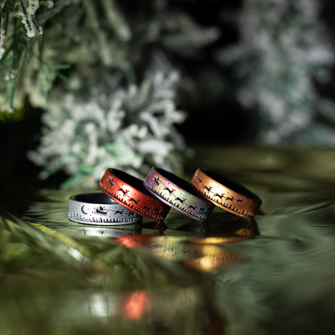 Santa's Reindeer Sleigh Silicone Ring - Engraved Dual Layer