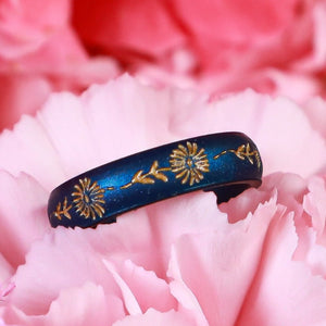 Daisy Silicone Ring, April Birth Flower, Engraved with Gold Inlay