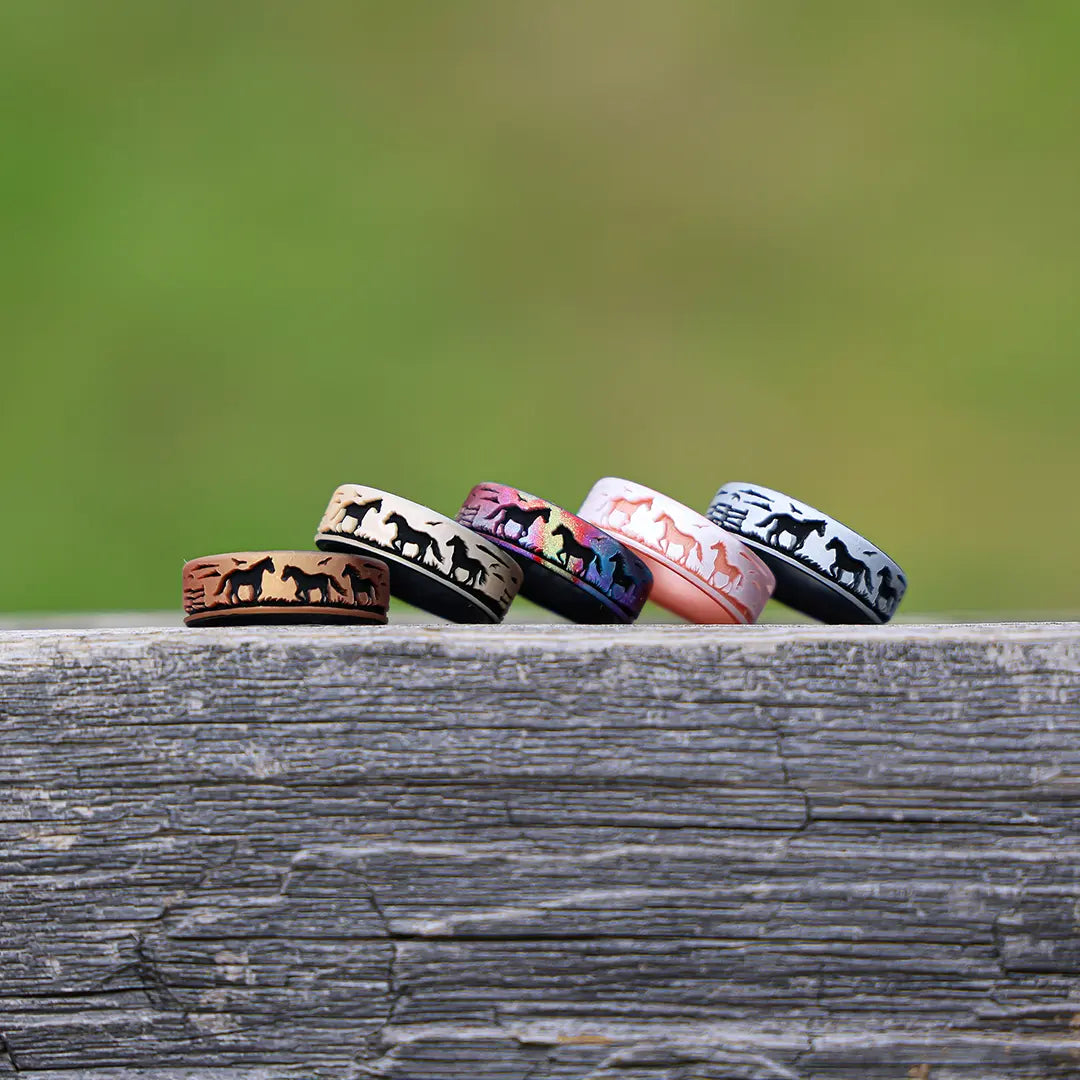 Meadow Trio - Grazing Horses Silicone Ring - Engraved Dual Layer