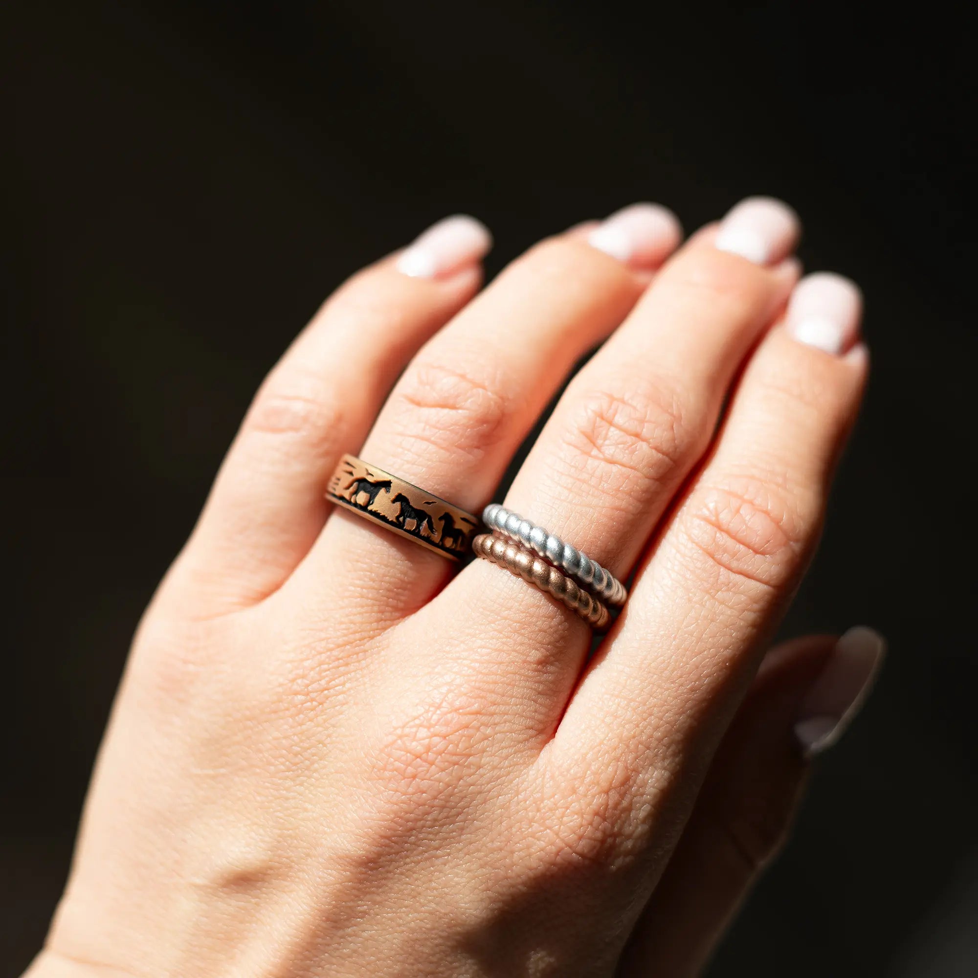 Grazing Horses Silicone Ring Dual Layer 6mm