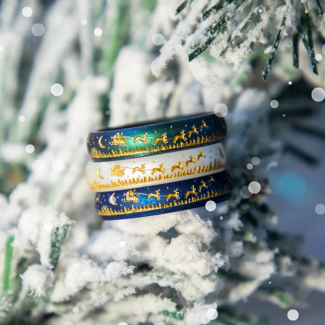 Gold Santa's Reindeer Sleigh Silicone Ring on Arc 4mm