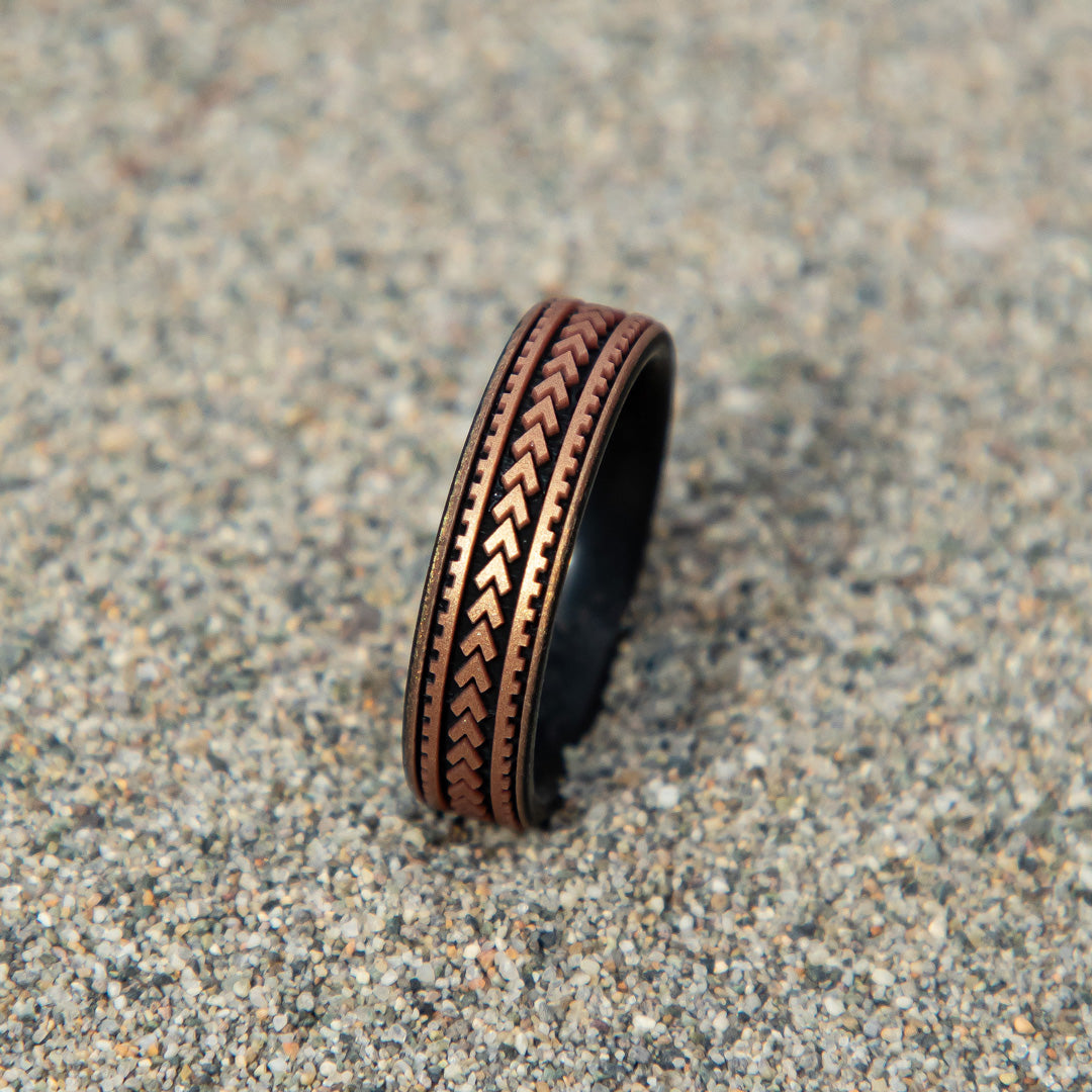 Warrior of Courage Spearheads Silicone Ring on Dual Layer 6mm