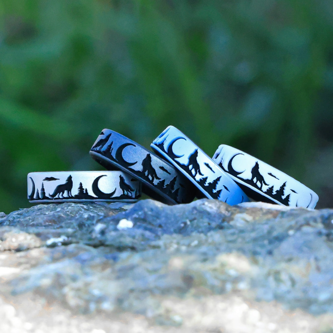 Wolf Moon Silicone Ring - Engraved Dual Layer