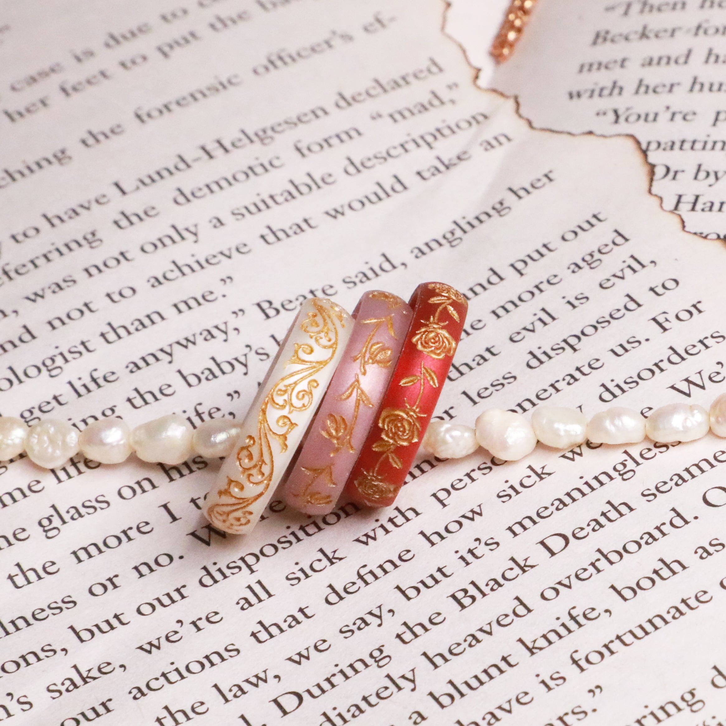 Gold Rose Silicone Ring, June Birth Flower on Arc 4mm