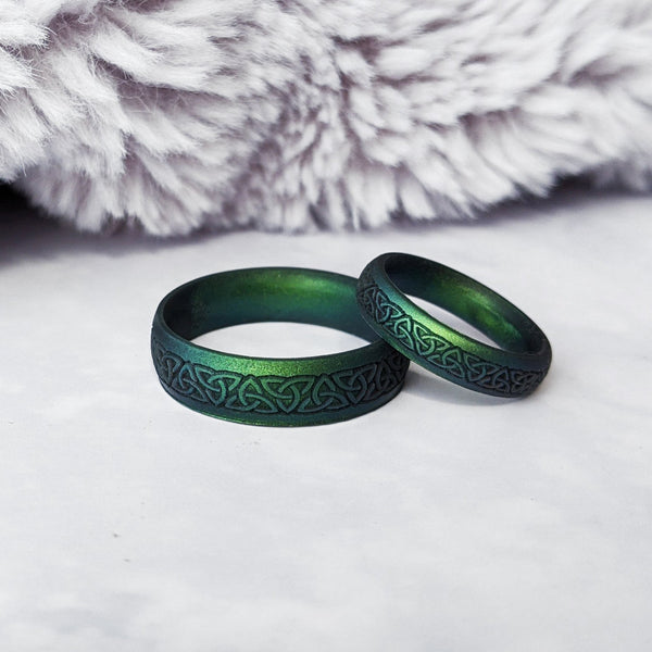 Trinity Knot Engraved Silicone Ring for Men and Women