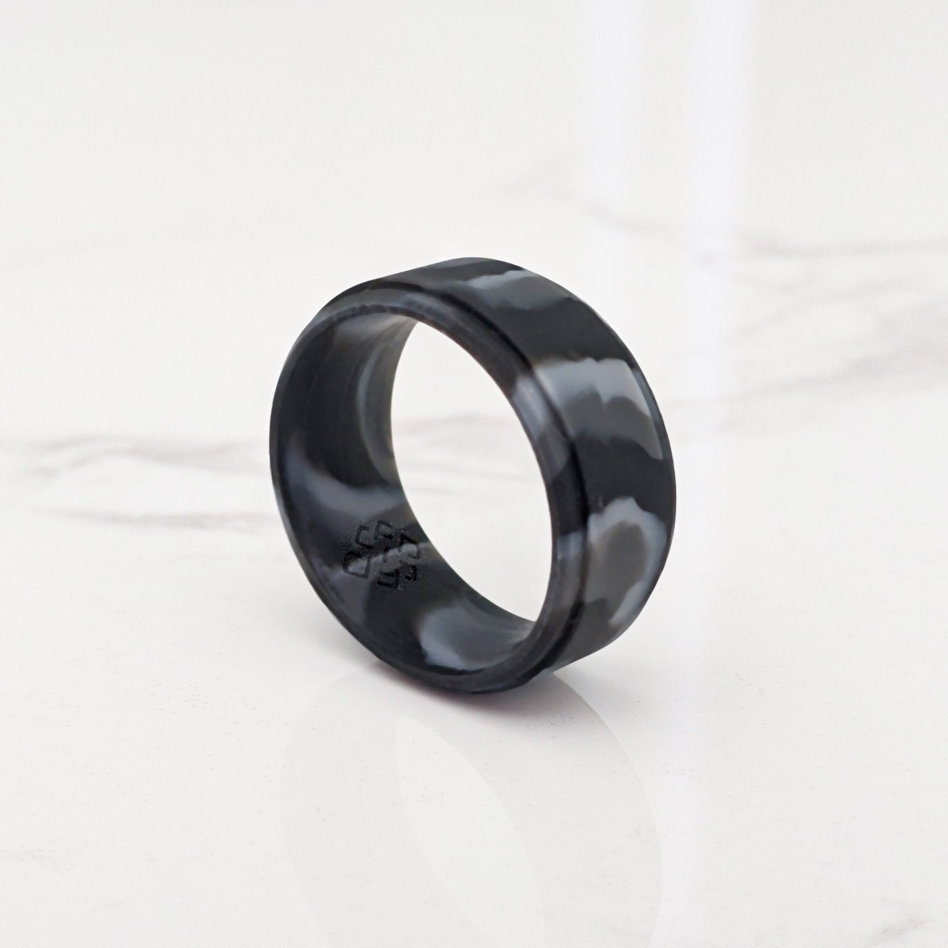 Black Marble Step Edge Breathable Silicone Ring for Men - Knot Theory