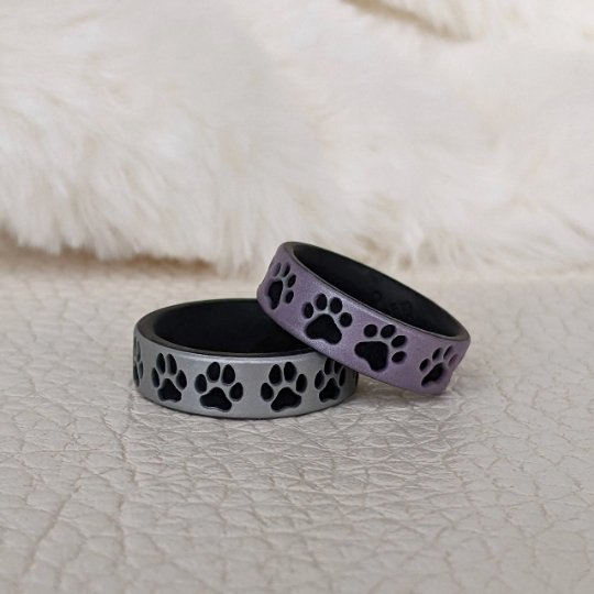Cat Paw Print Silicone Wedding Ring - Engraved Dual Layer - Knot Theory
