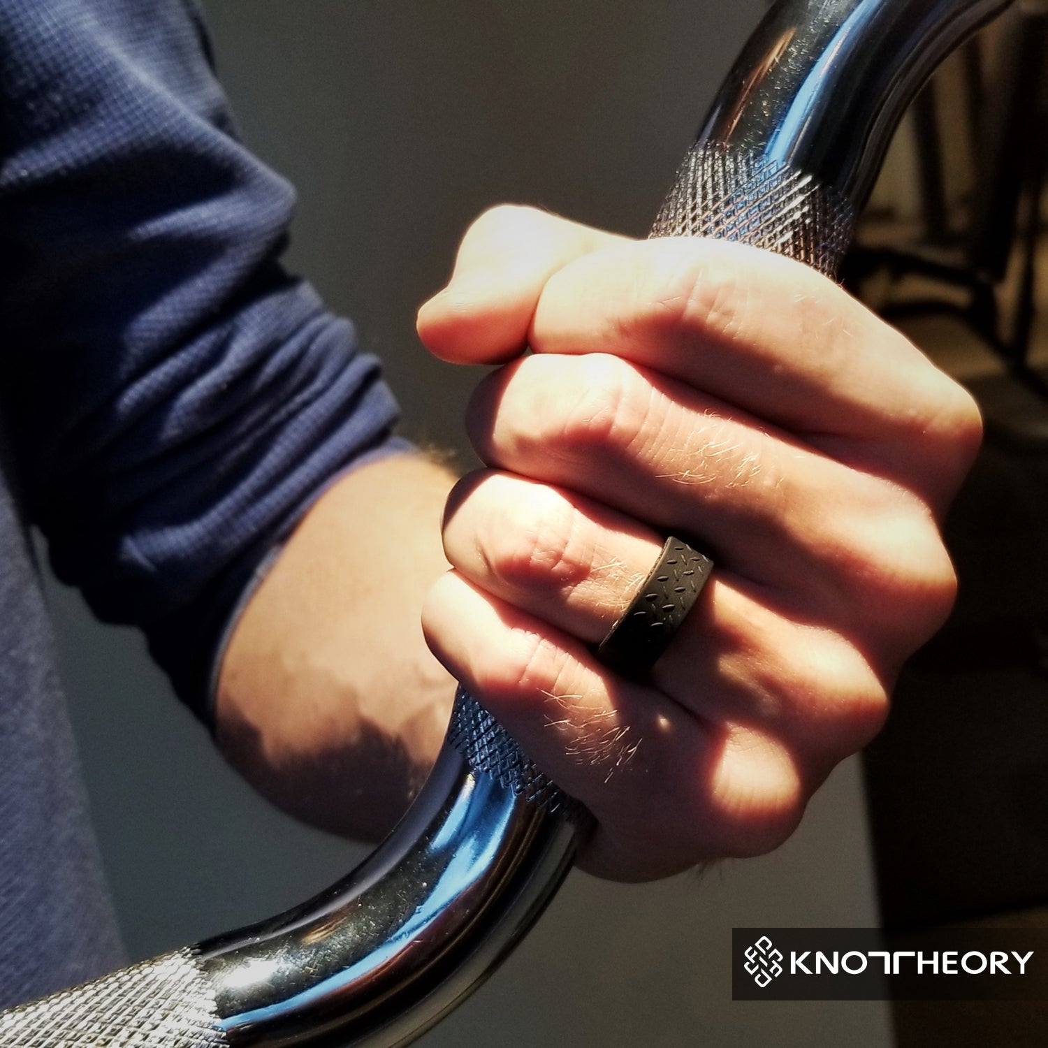 Checkerplate Black Silicone Ring For Men - Knot Theory