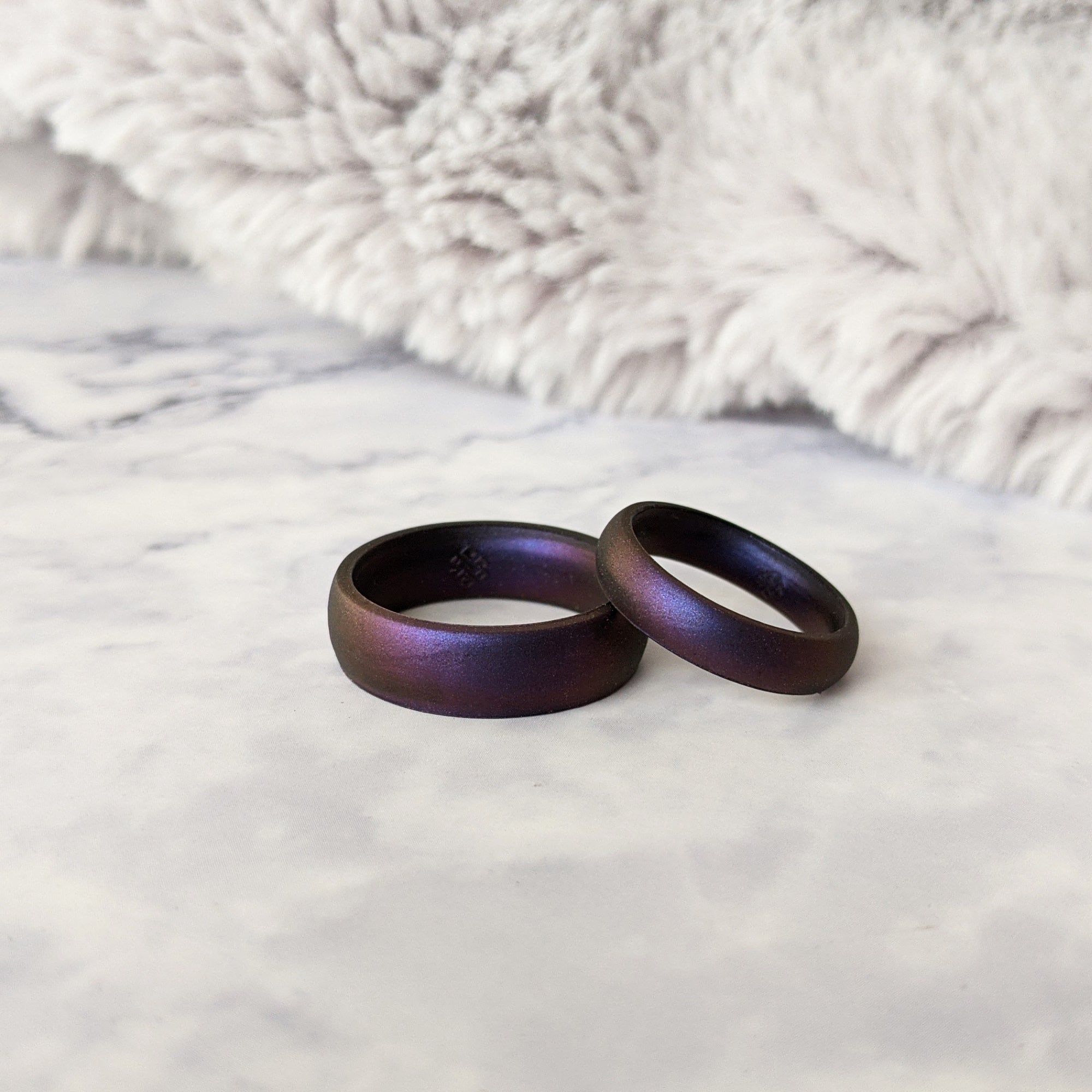 Cosmic Purple Breathable Silicone Ring for Women and Men - Knot Theory