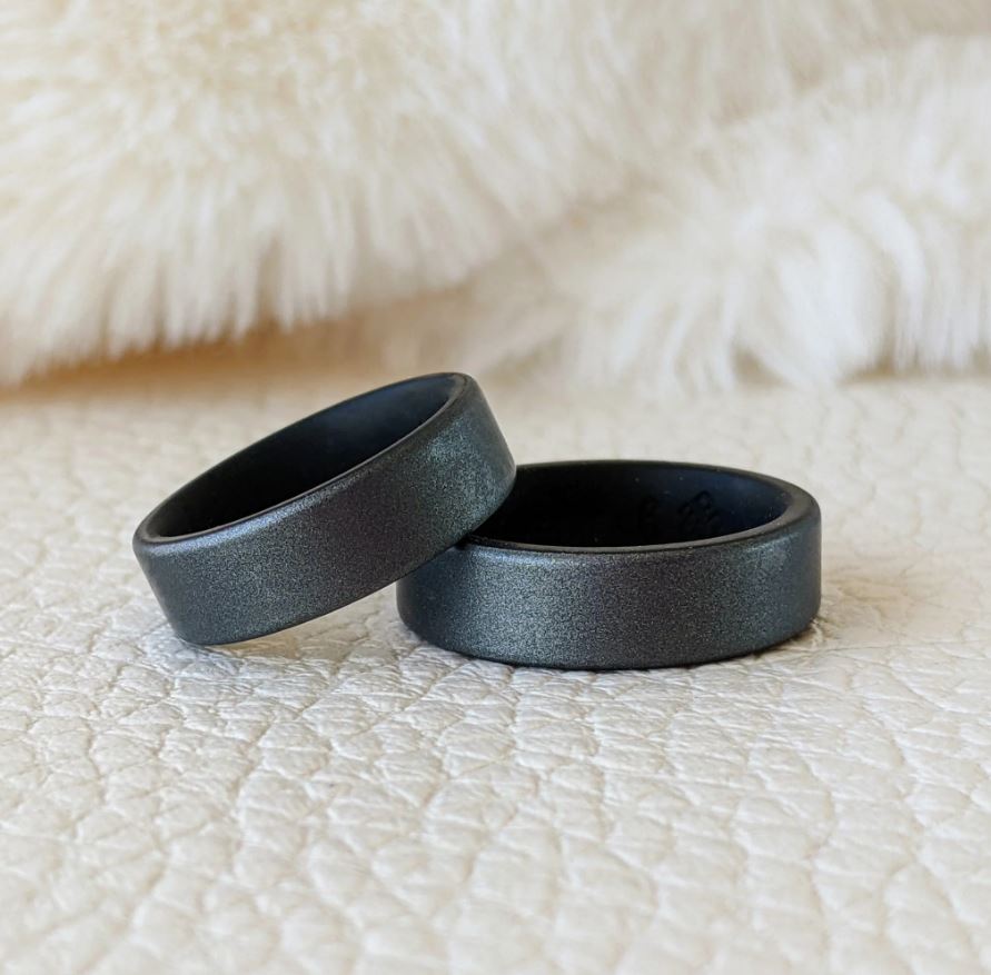Dark Silver Dual Layer Breathable Silicone Ring - Knot Theory