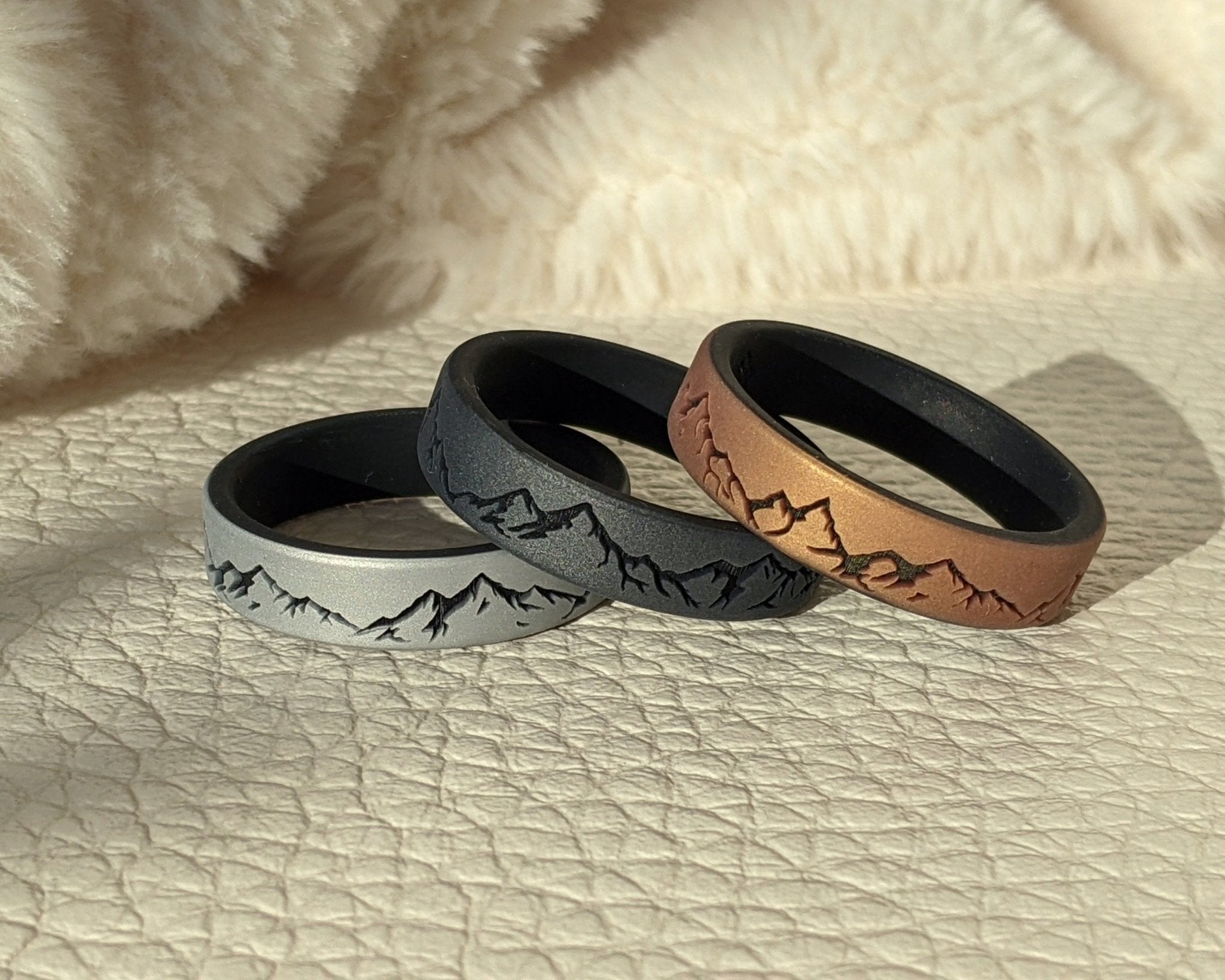 Engraved Mountain Silicone Ring - Dual Layer - Knot Theory