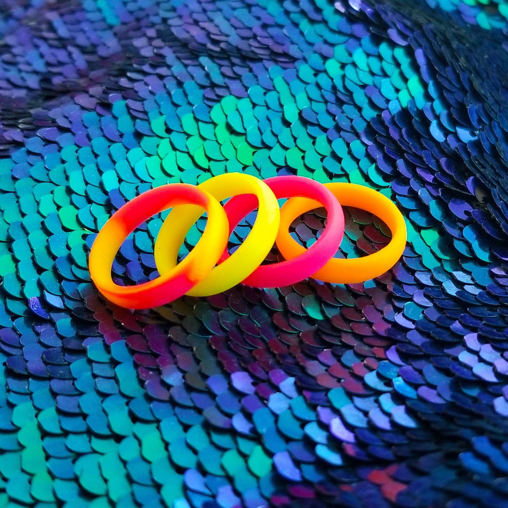 Neon Lemon Yellow Breathable Silicone Ring - Knot Theory