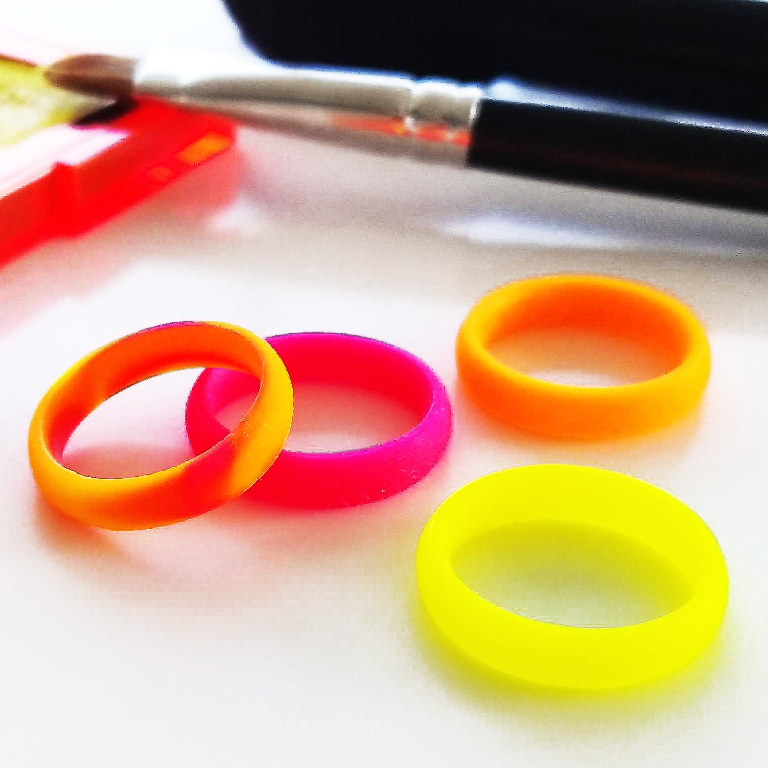 Neon Pink Orange Yellow 4-Pack Breathable Silicone Ring - Knot Theory