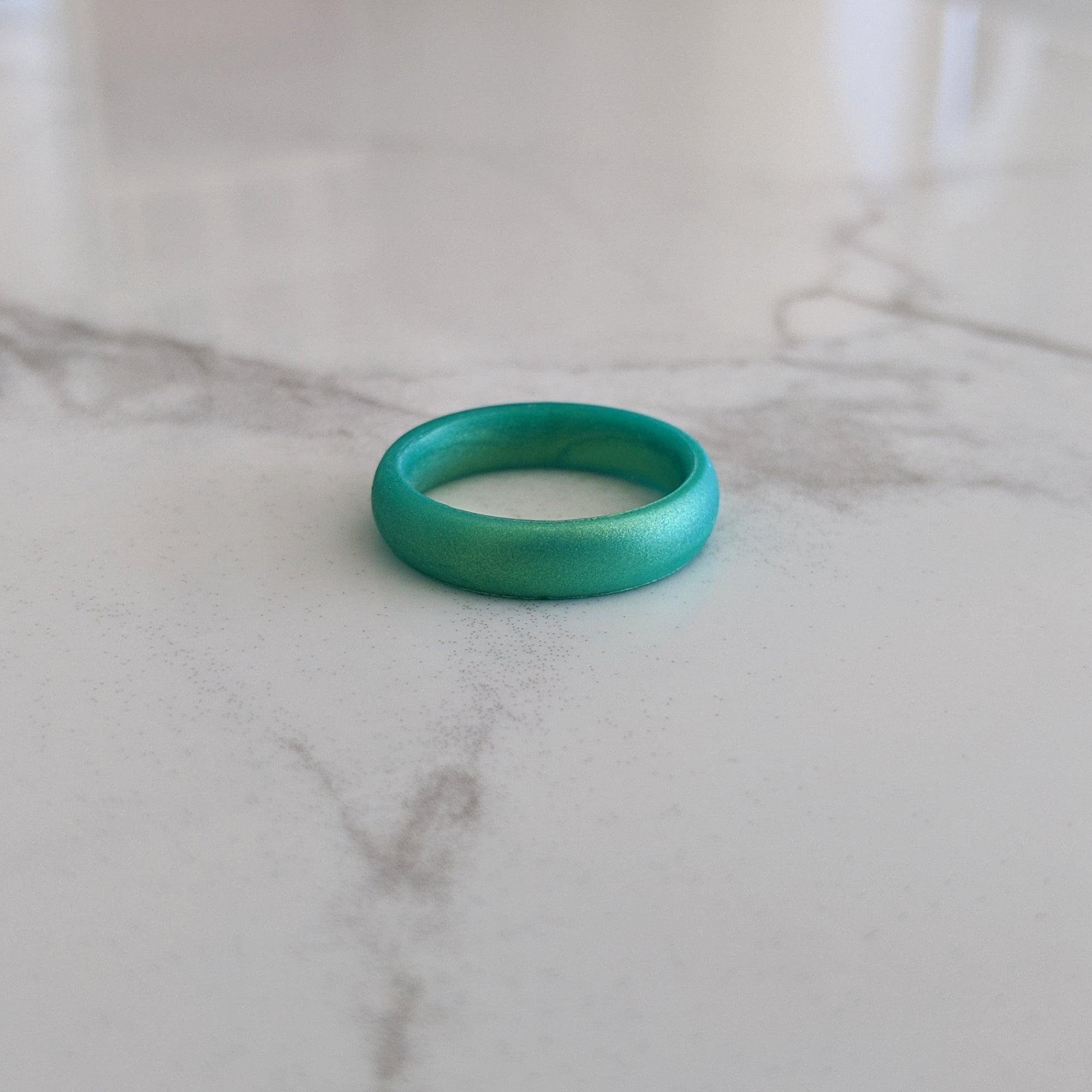 Pearl Green Breathable Silicone Ring for Women - Knot Theory