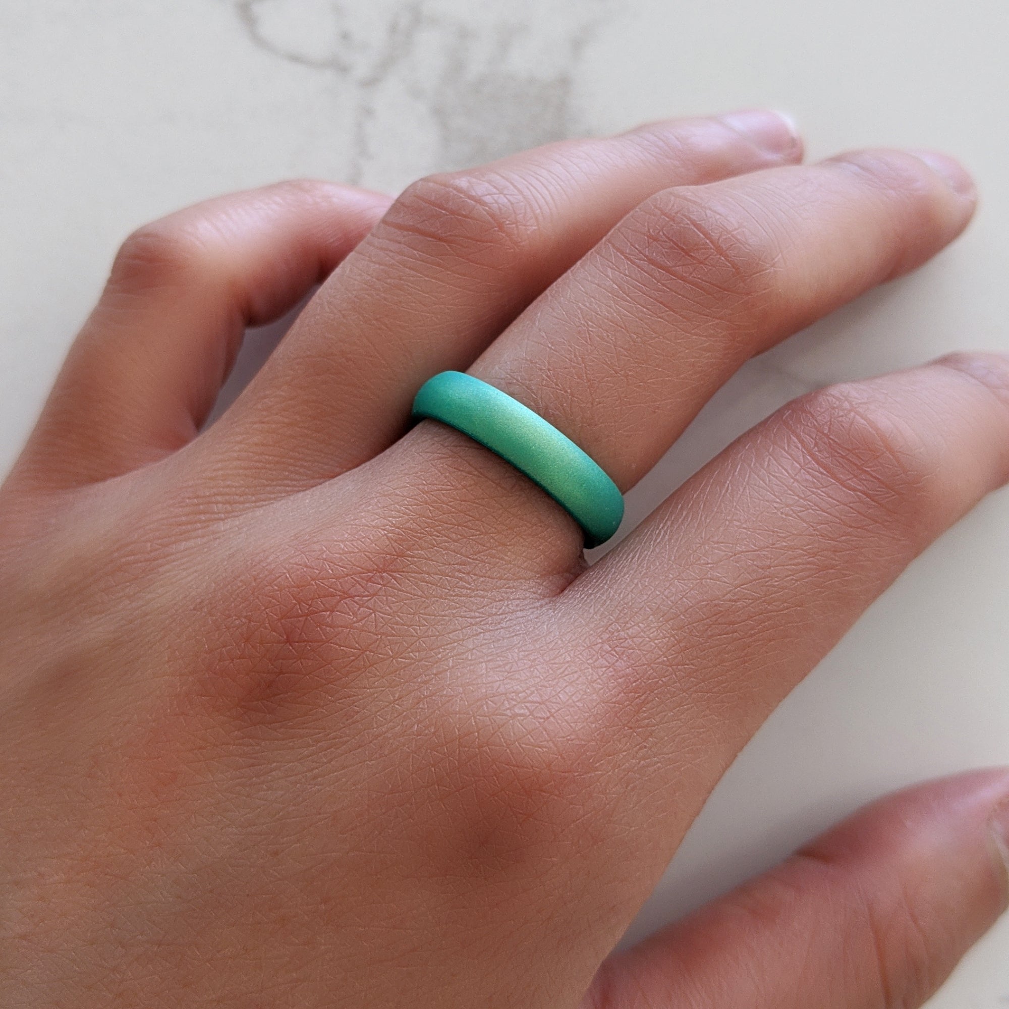 Pearl Green Breathable Silicone Ring for Women - Knot Theory