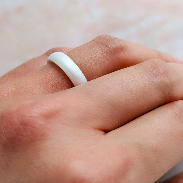 Antique Gold Bevel Edge Breathable Silicone Ring for Men and Women
