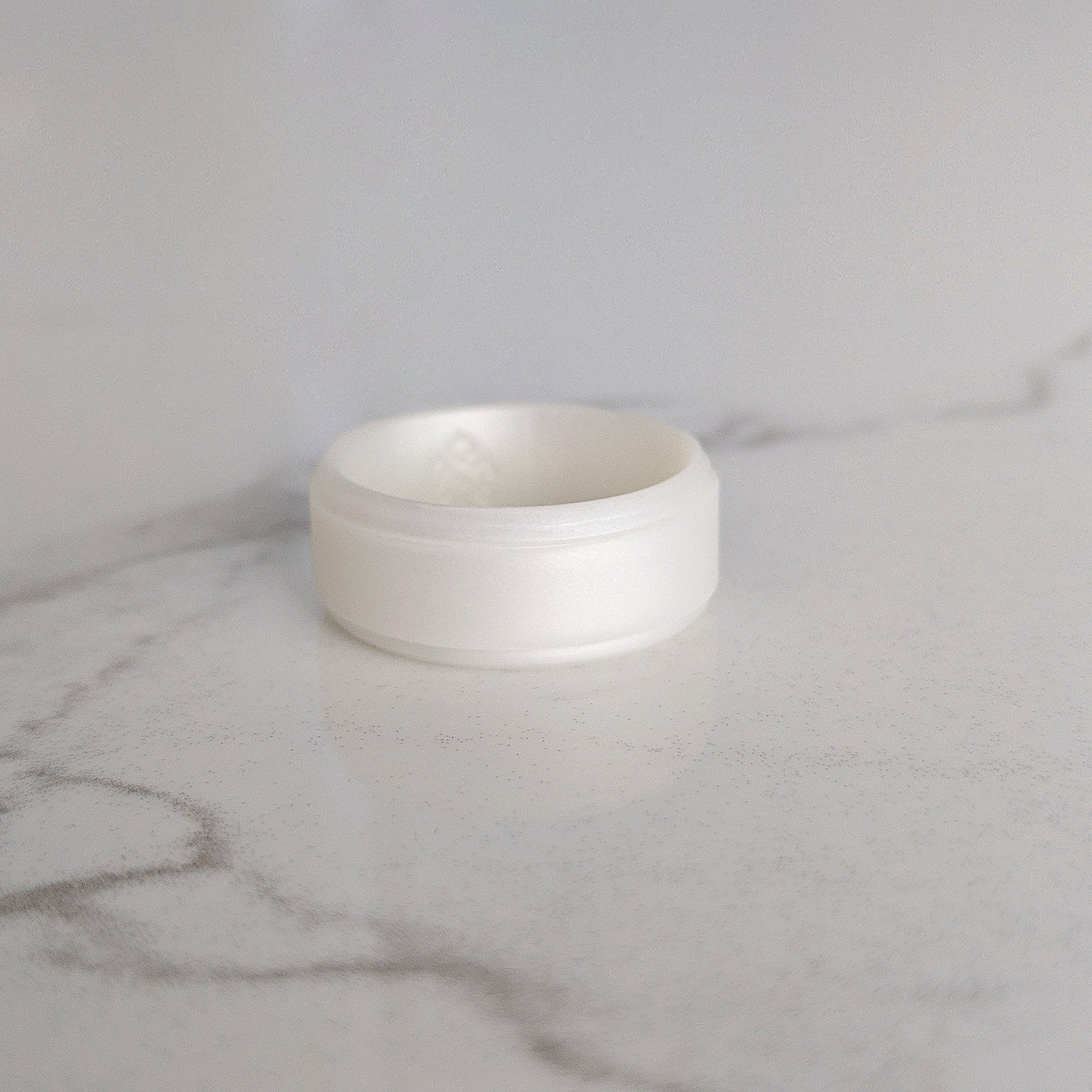 Pearl White Step Edge Breathable Silicone Ring for Men - Knot Theory