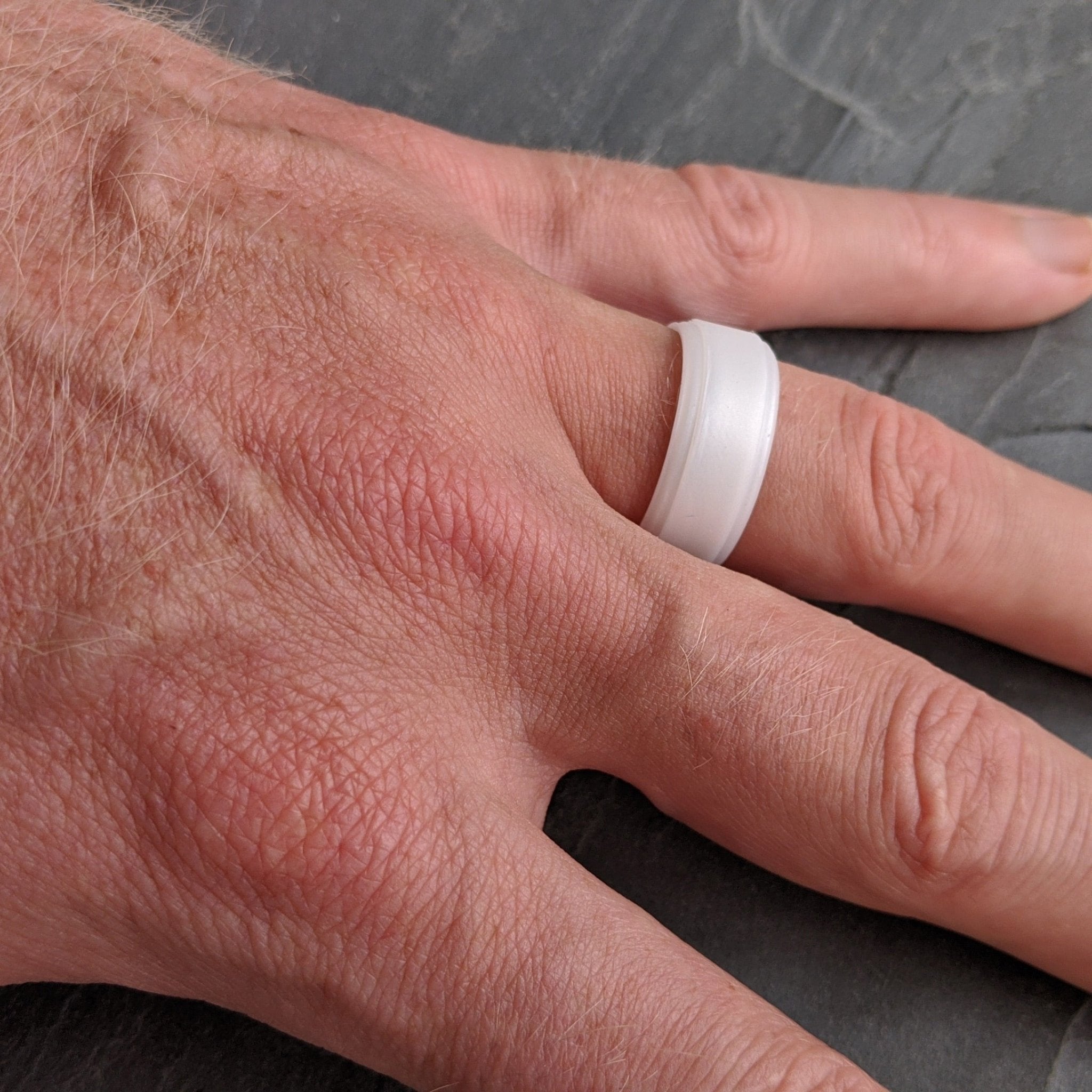 Pearl White Step Edge Breathable Silicone Ring for Men - Knot Theory
